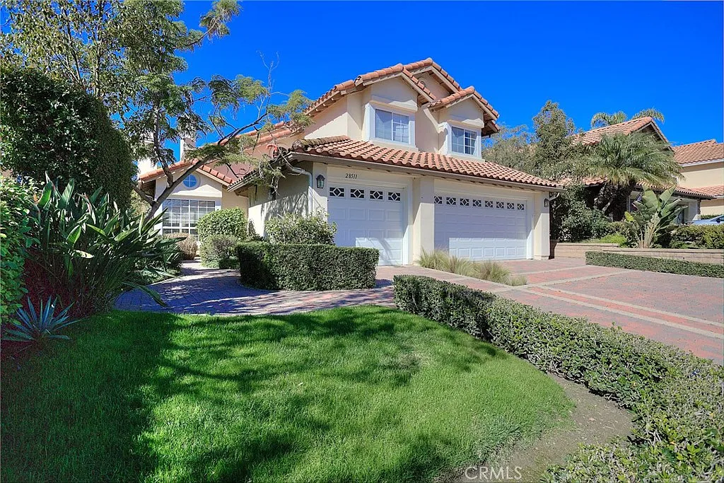 4 bed, 2609 sqft, $6,535 — Photo 1