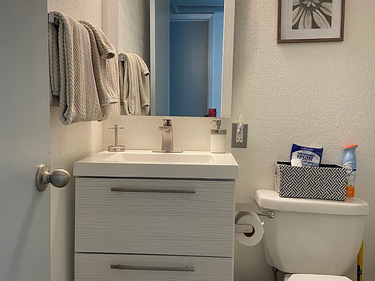 1031 N 78th Pl — Photo 37
