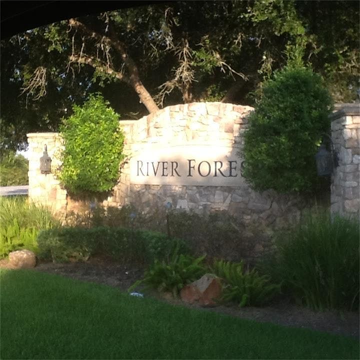 1st image of 3414 River Forest Dr