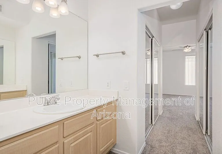 420 W 1st St #321 — Photo 13