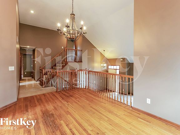 5th image of 1824 SW Pinecreek Ct