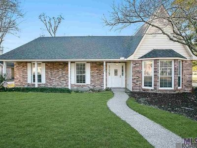 5534 Round Forrest Dr, Baton Rouge, LA, 70817