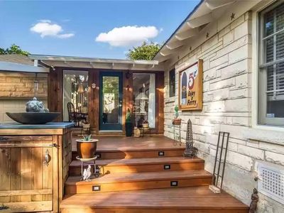 2129 Elmwood Blvd, Dallas, TX, 75224