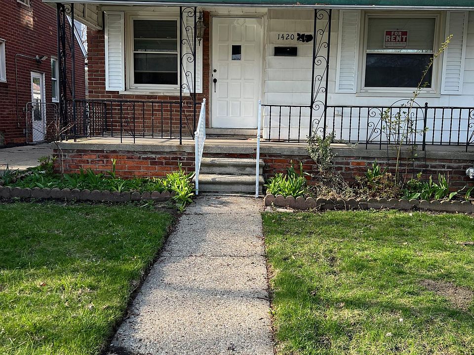 1st image of 1420 Mayflower Ave