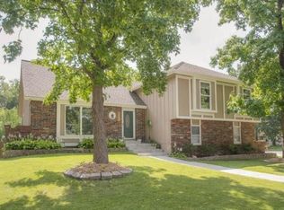 1108 S Lennox Dr, Olathe, KS 66062