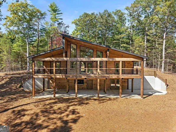 280 Pine Ln, Mineral Bluff, GA 30559