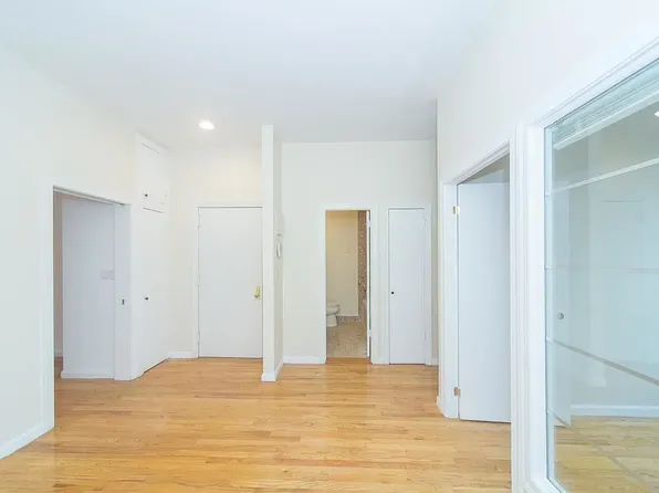 427 Humboldt Street image 28 of 68