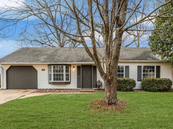 282 N Wagon Rd, Bargersville, IN 46106