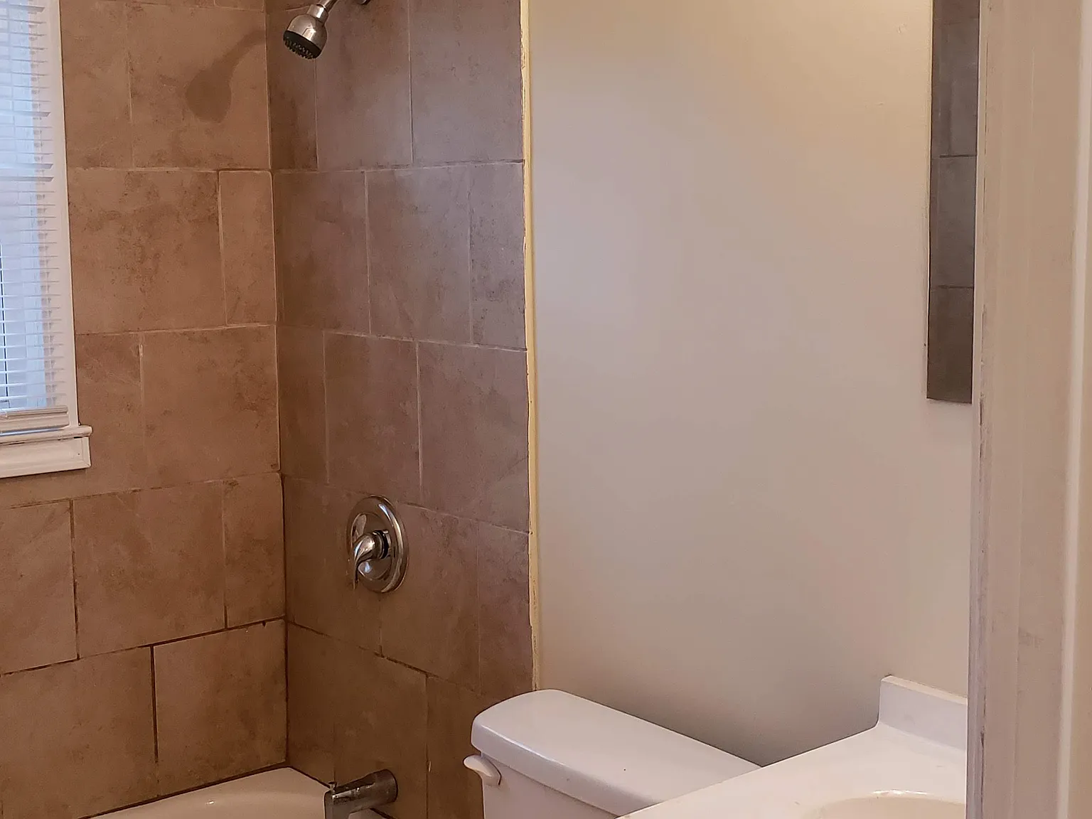 2 bed, 840 sqft, $1,295 — Photo 4