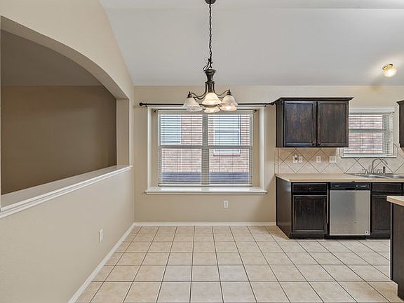 5th image of 9001 Weller Ln