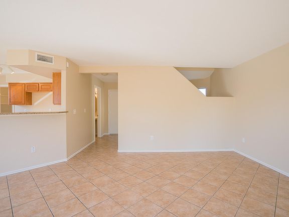 3rd image of 5347 N 104th Ave