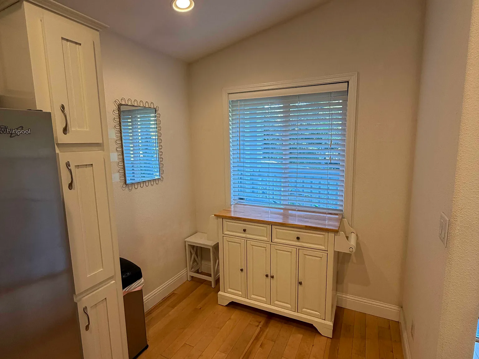 Premium Fully Furnished Home with Gated Entry & Private Garage — Photo 2