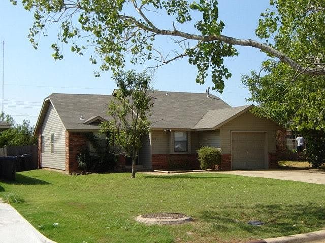 1st image of 322 NW 119th St