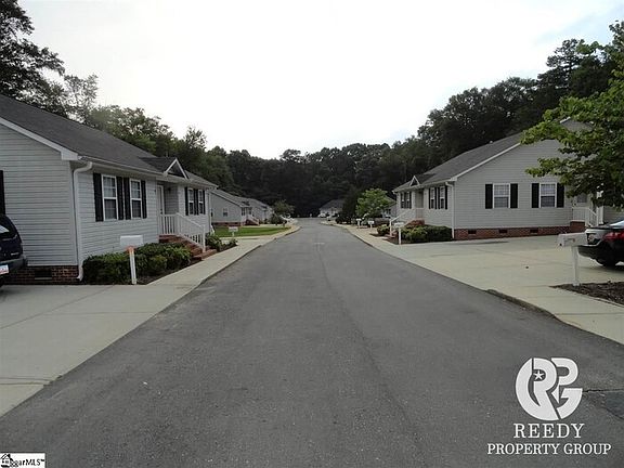 2nd image of 22 Paris Creek Ct #22