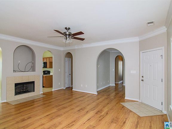 3rd image of 5465 Magnolia Trl