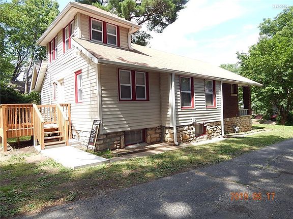 3rd image of 5434 Virginia Ave