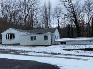 114 Carlow Ln, Altoona, PA 16601