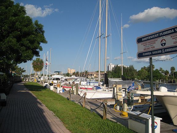 Marina Town 