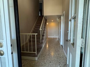4621 E Greenwood Dr, Anaheim, CA 92807