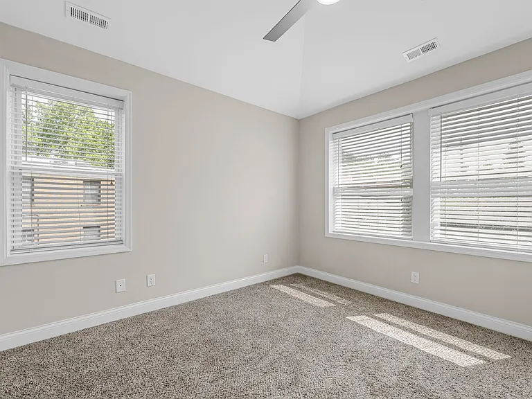7517 Oxford Dr #3 — Photo 10