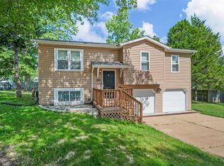 2417 Sue Lynn Dr, High Ridge, MO 63049