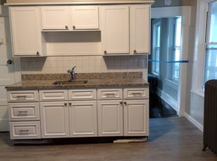 288 Sayles Ave FLOOR 1, Pawtucket, RI 02860