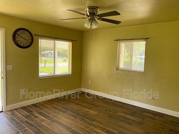4th image of 5309 SE 107th Pl