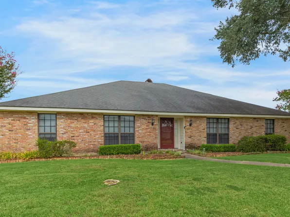 100 Thornwood Cir, Lafayette, LA 70503