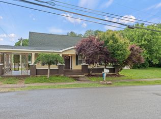 206 Cowan St E, Cowan, TN 37318