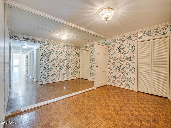 3rd image of 1400 Kenesaw Ave APT 22F