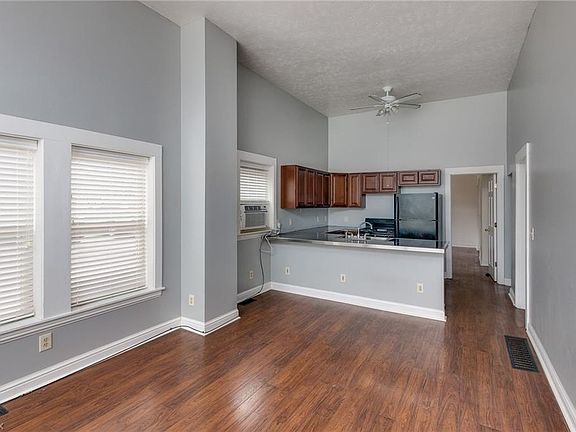3rd image of 276 E 156th St APT 5
