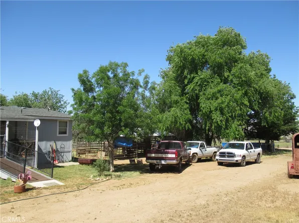 14450 Cupertino Rd, Santa Margarita, CA 93453
