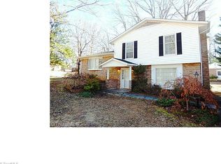 1904 Friar Tuck Rd, Greensboro, NC 27408