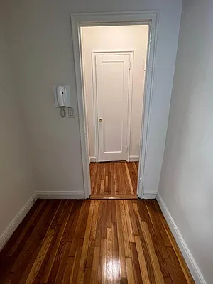 Rented by Queens Apartments Realty LLC | media 5