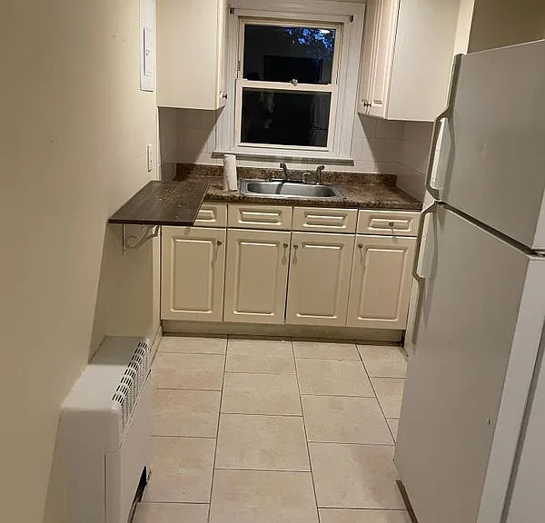 2 Smith Ave #8 — Photo 1