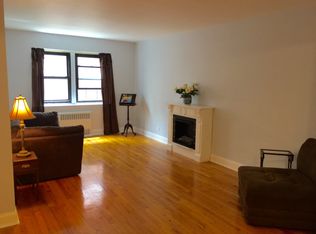 118-66 Metropolitan Ave #3D, Kew Gardens, NY 11415