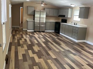 60 Country Rd, Huntington, WV 25704