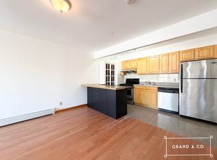 874 Lorimer St #3R, Brooklyn, NY 11222