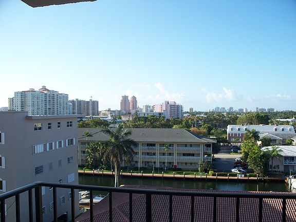 4th image of 2881 NE 33rd Ct APT 7F