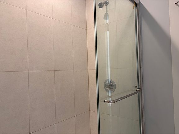3rd image of 1308 Rutland Rd N #19
