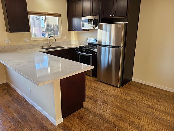 4th image of 2138 Balboa Ave #8