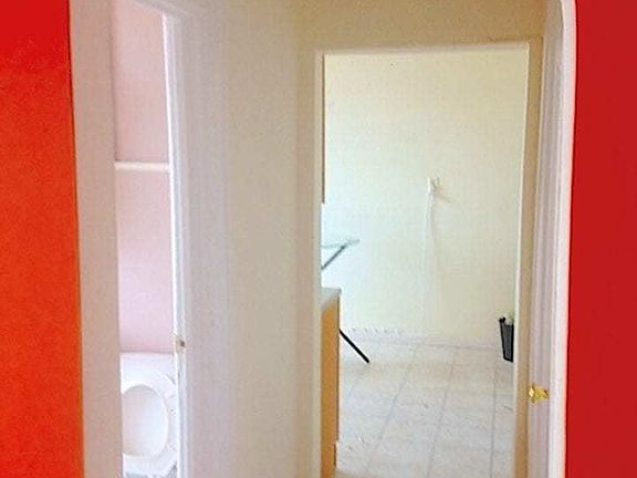 5th image of 4213 28th Ave #E5
