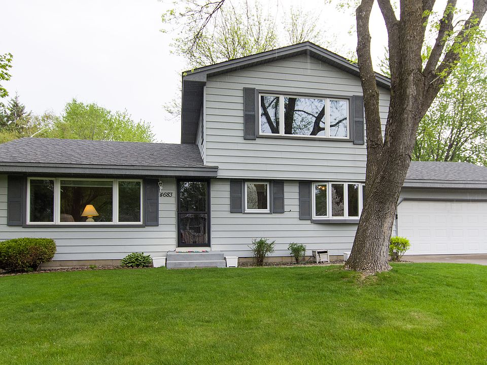1st image of 4683 104th Avenue Ne