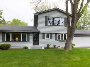 4683 104th Avenue Ne, Blaine, MN 55014