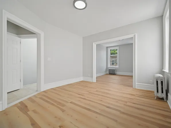 130 Wilkinson Avenue image 26 of 50