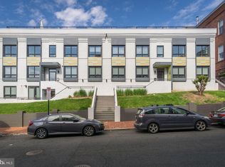 2422 17th St NW #301, Washington, DC 20036