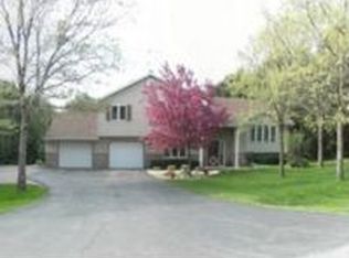 1107 Black Oak Trl, Deerfield, WI 53531