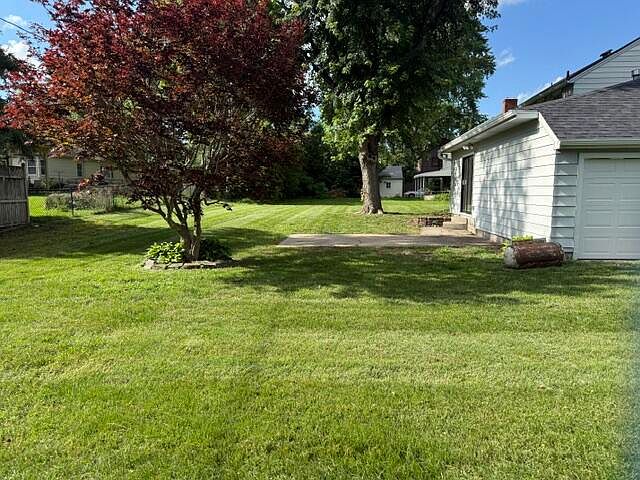 Listing photo 5