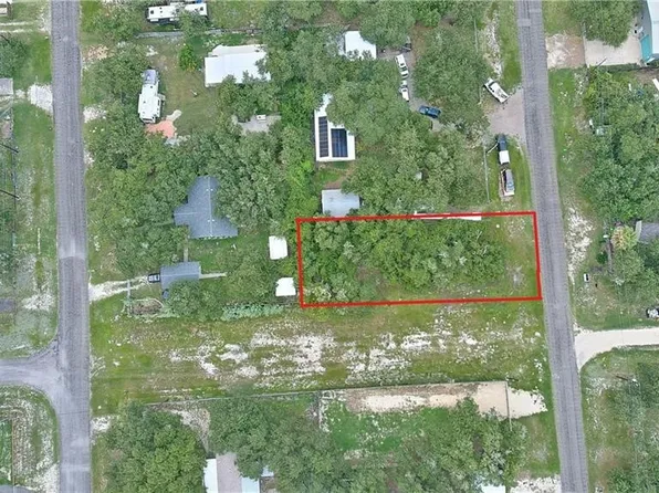 901 Steart Street, Rockport, TX 78382