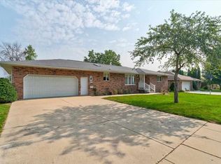 755 Tegeler St, Jesup, IA 50648